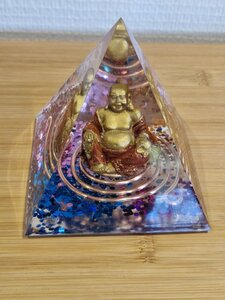 Orgonite energie piramide Boedha dikbuikje